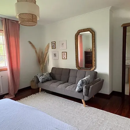 The Eira - Spacious Duplex With Lush Garden Дом отдыха Нигран